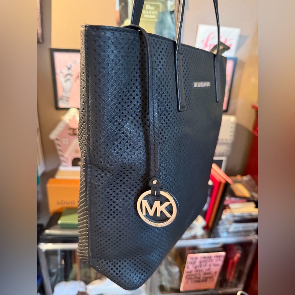 NWOT MICHAEL Michael Kors Hayley North South Tote - Picture 3 of 11